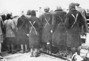 Female_prisoners_in_Ravensbrück_chalk_marks_show_selection_for_transport
